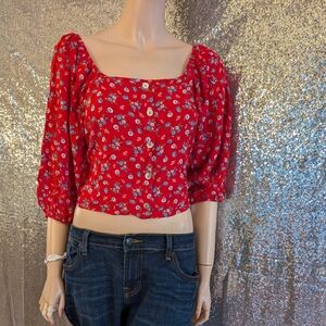 Tresics Luxe Red Floral Crop Top - Puff Sleeve Button Down - Small